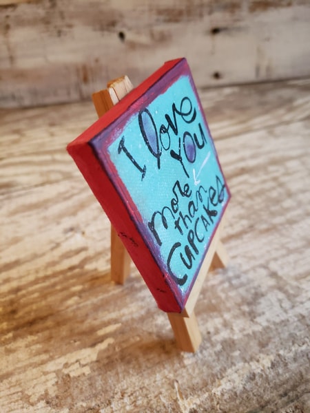 Mini Canvas & Easel- Cupcakes