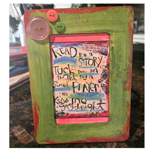 NEW! Framed! Read Me Story