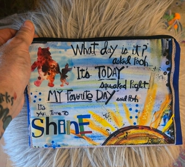 Pouch-New! Favorite Day
